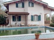 Case e ville in vendita di 269 m² in Via dei Pini, 25