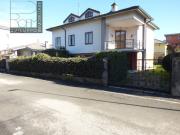 Case e ville in vendita di 269 m² in Via Margotti, 20