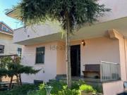 Case e ville in vendita di 270 m² in Via Belluno, 25