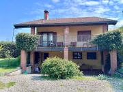 Case e ville in vendita di 270 m² in Via Cà Bassa, 51