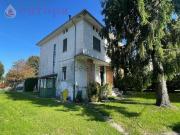 Case e ville in vendita di 270 m² in Via Cal de Ligna