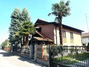 Case e ville in vendita di 270 m² in Via Cavour