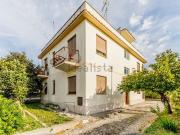 Case e ville in vendita di 270 m² in Via Giuseppe Fagnano