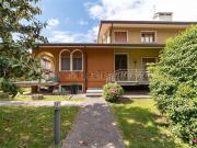 Case e ville in vendita di 270 m² in Via Gildo Grandi