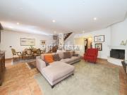 Case e ville in vendita di 270 m² in Via Ilario Corte, 42