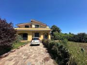 Case e ville in vendita di 270 m² in Via Vulcano