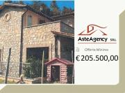 Case e ville in vendita di 271 m² in Via Nettuno