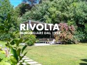 Case e ville in vendita di 271 m² in Via Val Gardena