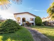 Case e ville in vendita di 273 m² in Via Francesco...