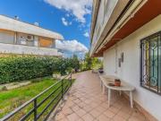 Case e ville in vendita di 273 m² in Via Romana