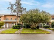 Case e ville in vendita di 275 m² in Via Aristonico di...