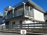 Case e ville in vendita di 275 m² in Via Pietro Ruggeri...