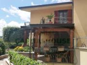 Case e ville in vendita di 277 m²