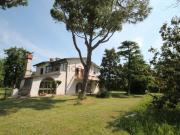 Case e ville in vendita di 277 m² in Via del Bisato, 6