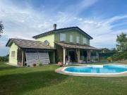 Case e ville in vendita di 278 m² in Strada Castello, 3