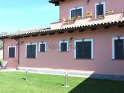 Case e ville in vendita di 279 m² in Via Torre Bruna