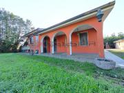 Case e ville in vendita di 280 m² in Via Alessandro...