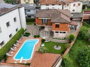 Case e ville in vendita di 280 m² in Via Alexander...