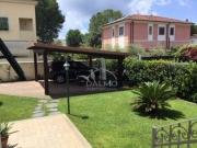 Case e ville in vendita di 280 m² in Via Bassagrande