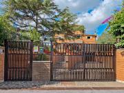 Case e ville in vendita di 280 m² in Via del casale...