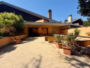 Case e ville in vendita di 280 m² in Via dell&apos...