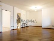 Case e ville in vendita di 280 m² in Via Filippo Re