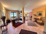 Case e ville in vendita di 280 m² in Via Giulio Pittarelli