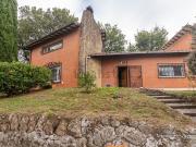 Case e ville in vendita di 280 m² in Via Magno Egerio Lesbio