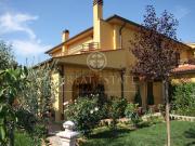 Case e ville in vendita di 280 m² in Via Ospedaletto