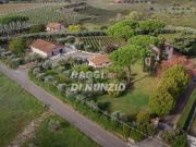 Case e ville in vendita di 280 m² in Via Passo della Corte