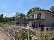 Case e ville in vendita di 280 m² in Via Sotto Monte Tapino