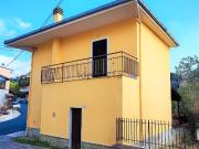 Case e ville in vendita di 280 m² in Via TAME