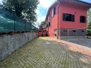 Case e ville in vendita di 280 m² in Viale Grigna, 35