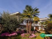 Case e ville in vendita di 281 m² in Via L. Morelli, 36