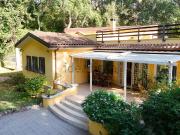 Case e ville in vendita di 282 m² in Viale dei Pini