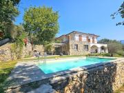 Case e ville in vendita di 287 m² in Via Luparello, 5