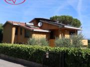 Case e ville in vendita di 289 m² in Via Poggiolino