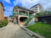 Case e ville in vendita di 290 m² in Via dei Bolognesi