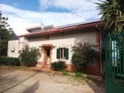 Case e ville in vendita di 290 m² in Via EVA PERON, 29