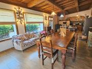 Case e ville in vendita di 290 m² in Via Italia