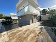 Case e ville in vendita di 290 m² in Via Monteroni, 1