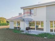 Case e ville in vendita di 290 m² in Via Oliviero Ruozzi, 17