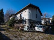 Case e ville in vendita di 292 m² in Via Montello, 72