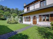 Case e ville in vendita di 293 m² in Via Montecucco, 13