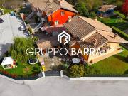 Case e ville in vendita di 294 m² in Via Cuneo, 41