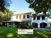 Case e ville in vendita di 295 m² in Via A. Gramsci