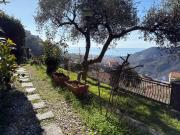 Case e ville in vendita di 295 m² in Via dei Caduti, 85