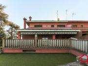 Case e ville in vendita di 295 m² in Via Ottavio...