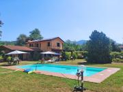 Case e ville in vendita di 297 m² in Via del Maggiore, 10