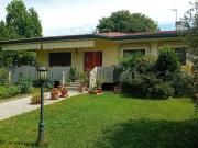 Case e ville in vendita di 297 m² in Via Roiata